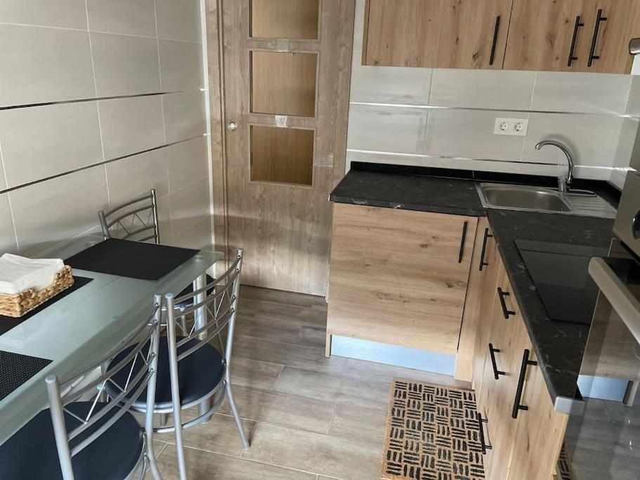 Adoracte 4 Mieres Apartamentos Extérieur photo